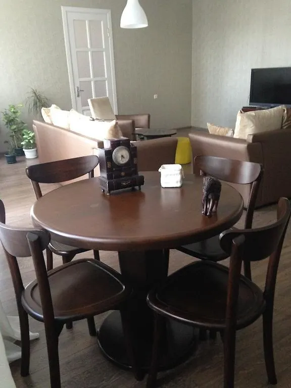 Cheap And Chic Apartment Batumi